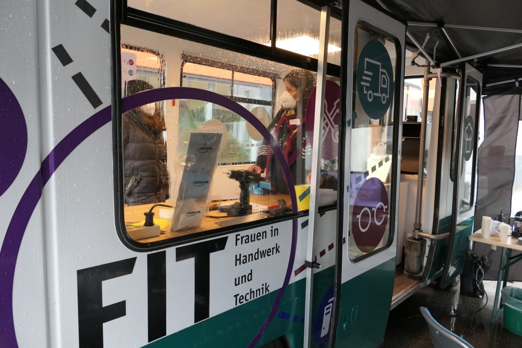 FiT Bus Tour: Einblick in die Werkstatt